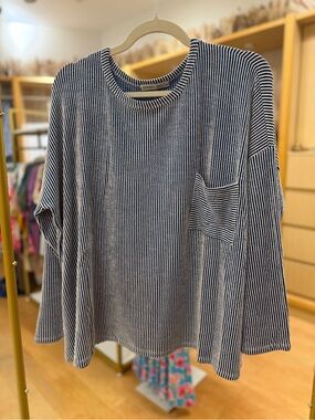 Zenana Outfitters Navy and White Striped Long Sleeve Tee